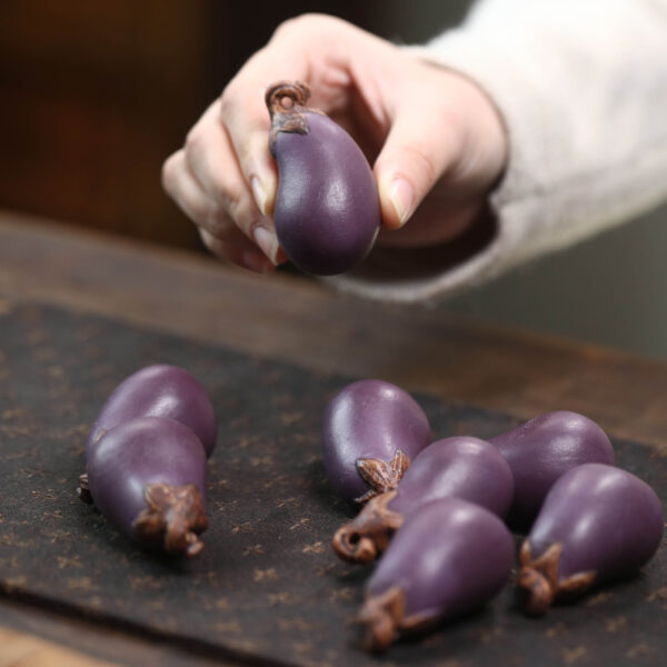 Yixing purple sand eggplant tea pet handmade bionic plants vegetables fruits purple qi eastward tea set ornaments sculpture